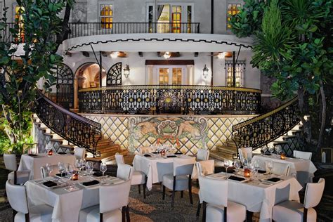 gianni's Versace restaurant